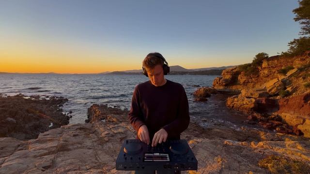 MELODIC HOUSE Ocean Sunset Mix in the French Riviera смотреть онлайн