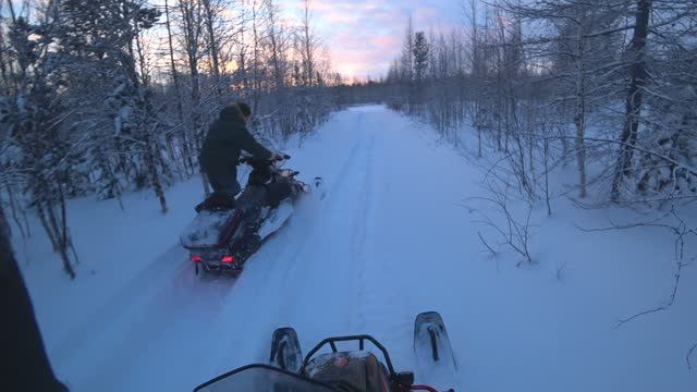 Проверка #IKUDZO HUNTER на новой гусинице с увеличенным грунтозацепом! смотреть онлайн