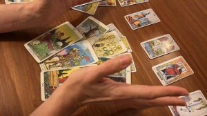 Его тайные мысли относительно вас? Гадание Таро