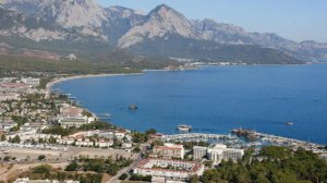 Пропавших в Турции россиянку с сыном отправили в центр депортации