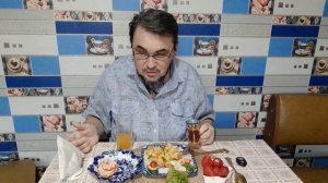 Хейтеры-мои лучшие друзья. Они делают просмотры и приносят доход!