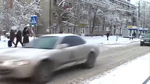 Репортаж на пешеходном переходе