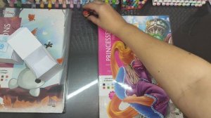 ХОББИ-ВЛОГ. Выбираем иллюстрации в hachetta " Принцессы-2", "Сезоны" . Игра " Чудесная коробочка ".