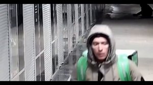 Новосибирского курьера, нокаутировавшего пенсионерку, отправили на проверку в психбольницу