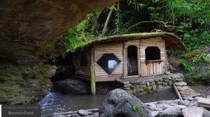 Построил классный домик и пруд с рыбками у скрытого водопада.