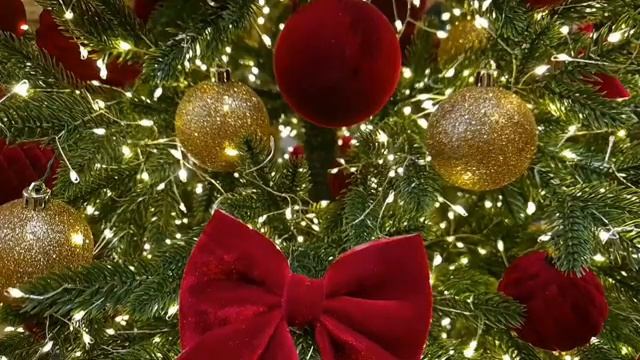 Муж хотел сделать жене сюрприз, вернувшись раньше из командировки.Сюрприз удался... смотреть онлайн