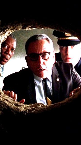 Побег из Шоушенка  #ksufilm #top#кино #horror #обзор #топ #movie #ужасы #stephenking  KSUFILM