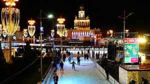 Крупнейший в Москве каток открыли на ВДНХ