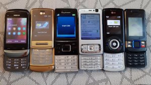 Кнопочные телефоны слайдеры из 2000-х