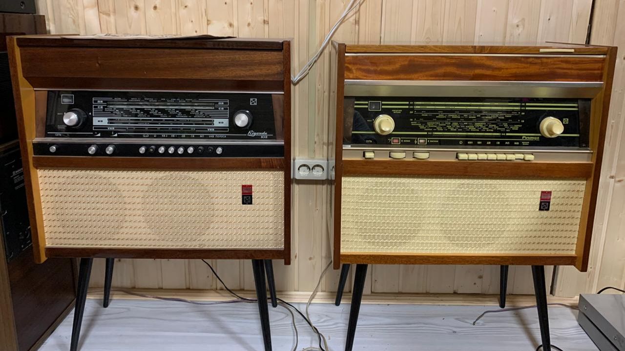 ПОДАРКИ ПОДГОНЫ ДВЕ RIGONDA-102 РАДИОЛЫ РЕМОНТ ПЕРЕДЕЛКУ БЛЮТУЗ КОЛОНКА ПРОИГРЫВАТЕЛЬ VINIL LED DIY