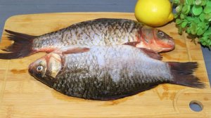 Как быстро приготовить рыбу? Простой рецепт карасей в духовке.