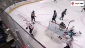 Овечкин забросил 910-ю и 911-ю шайбы в регулярных чемпионатах НХЛ