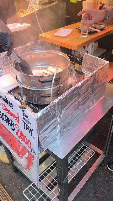 Приехали в Токио и сразу обедать на рыбный рынок