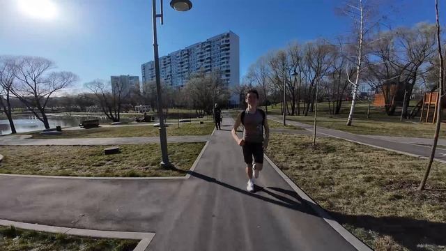 Ежедневная беговая тренировка || Готовимся побеждать на Московском марафоне 2026 :) смотреть онлайн