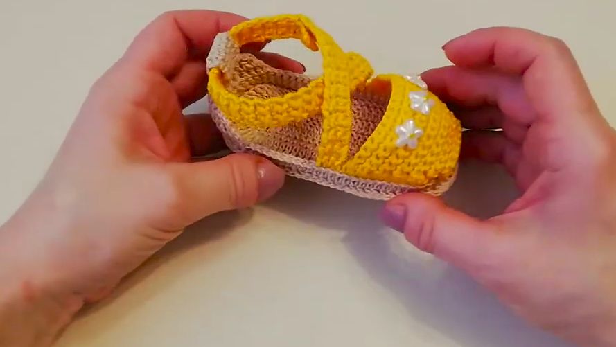 Как связать пинетки🙃🧦 (туфельки)🎀 Подробный МК👍 смотреть онлайн