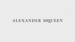 Показ женской коллекции Alexander McQueen весна-лето 2017