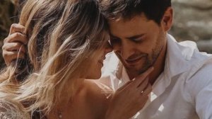 "ВРЕМЯ НЕ ЛЕЧИТ" Любовь Пузикова-музыка, слова и монтаж клипа, исполняет Влад Чурсин-старший