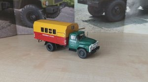 Обзор модели Зил-130 Кунг К1, масштаб 1:43, "Автоистория".