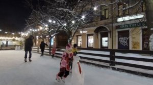 Каток на Соборной площади в Гатчине