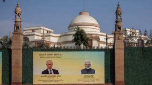 В центре Нью-Дели разместили портреты Путина и Моди