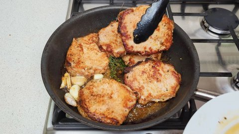 Сочное мясо на сковородке! Как быстро и просто пожарить мясо - получается очень вкусное и не жесткое