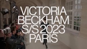 Показ женской коллекции Victoria Beckham весна-лето 2023