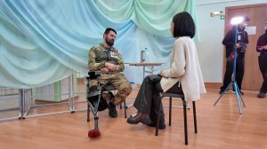 Школьники Пыть-Яха пишут портреты героев