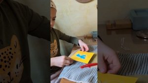 Родители привезли мне песочную аппликацию Стич