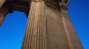 Танцор Майкл Танцует