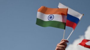 Мантуров: у России и Индии есть перспективы сотрудничества в Арктике