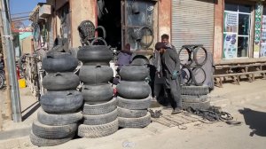 Сосуд из старых покрышек.