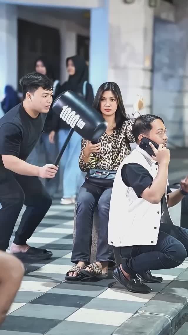 Ожесточенные бои #пранк @SurpriseView