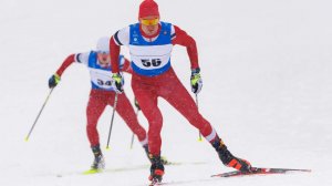 Большунов напал на Бакурова во время лыжного спринта на этапе Кубка России