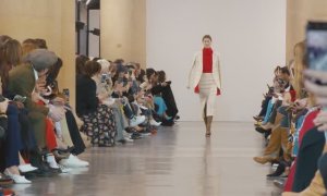 Показ коллекции Victoria Beckham осень-зима 2019-2020