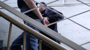 Задержан боец ММА, спарринговавший с памятником ветеранам МЧС в Москве