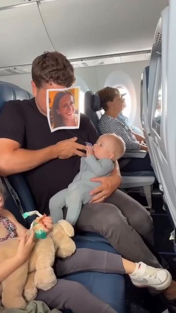 Находчивый папаша (Когда мама осталась дома) 😊