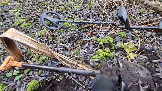 Неожиданные находки у старого дома!!! смотреть онлайн