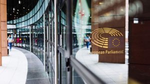 В Европарламенте сообщили об обсуждении в ЕС полной конфискации активов РФ