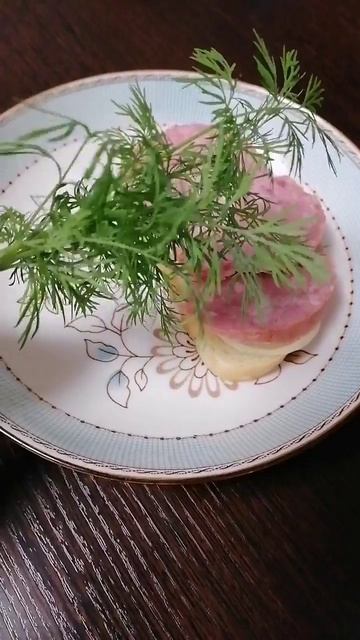 Своя зелень на окошке🌱 круглый год👍