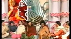 12.01.1998 г. Анахата чакра. Арун Апте в присутствии Шри Матаджи исполняет Рагу Дурга. Ганапатипуле.