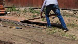 Ремонт старого дома. Подготовка несущей стены под террасу. Прокладка канализации.