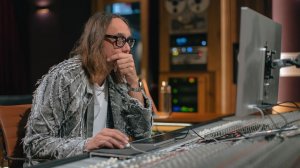 02. 808, Bass, Piano, Bells and Vocal Chops