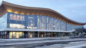 В Петропавловске-Камчатском самолет совершил вынужденную посадку из-за непогоды