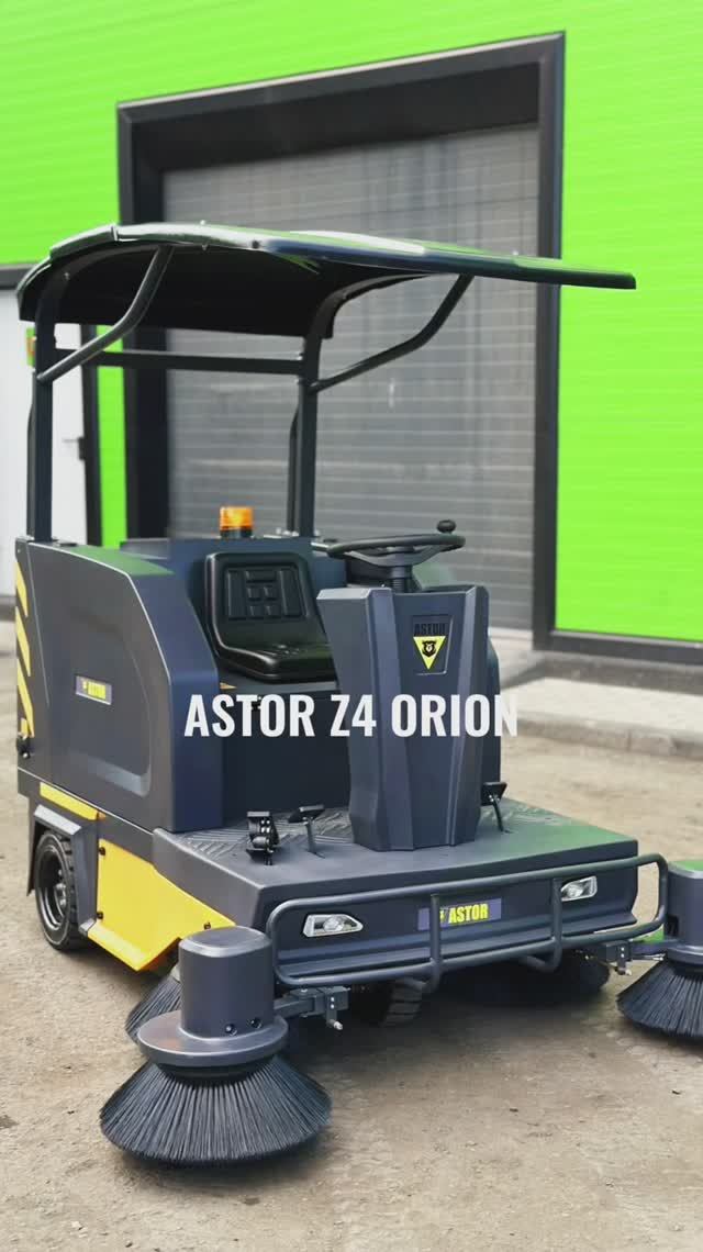 Подметальная коммунальная машина с крышей ASTOR Z4 Orion | Бак для мусора 180 л