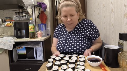 Мукбанг Роллы 🍣 За добро ‼️