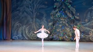 балет ,,Щелкунчик"(отрывок)!!!