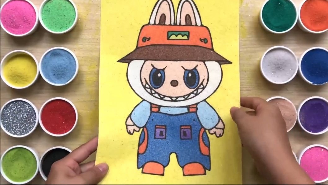 Рисуем Лабубу.