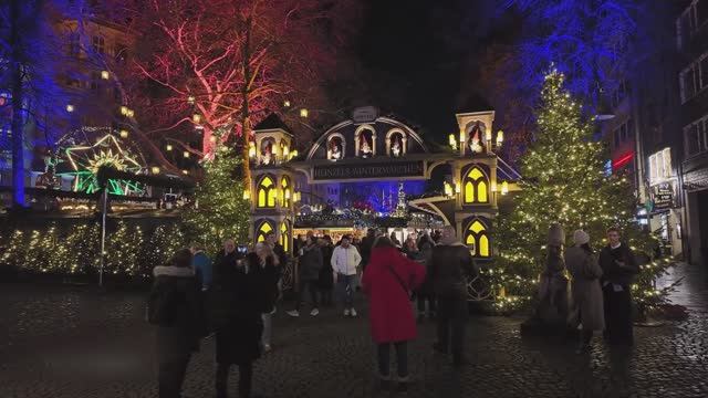 🇩🇪 Рождественский Кёльн в вечернее время 🎄
