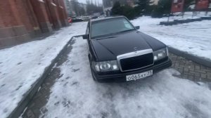 Черный Mersedes-Benz w124 в Калининграде