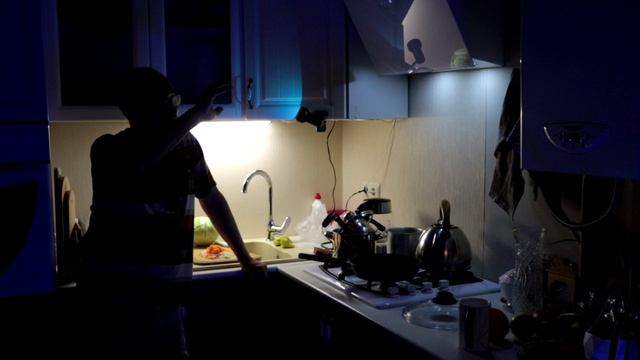 5 декабря 2025 года Готовлю ужин и говорю